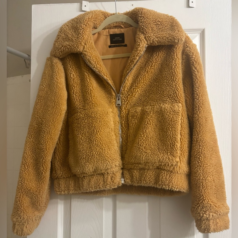 XS Urban Outfitters Cropped Tan Teddy Jacket